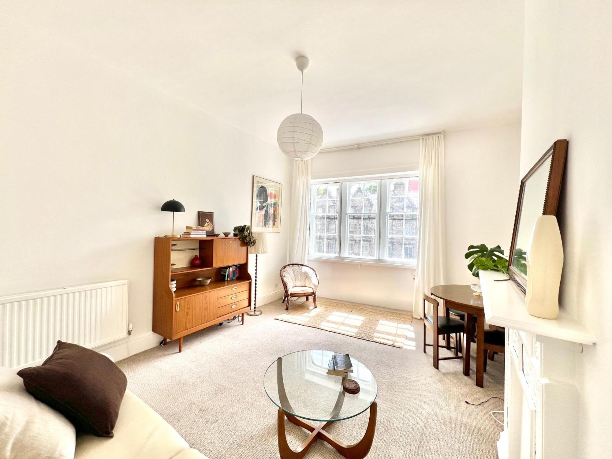 Bright Old Town City Centre Apartment Edinburgh Bagian luar foto